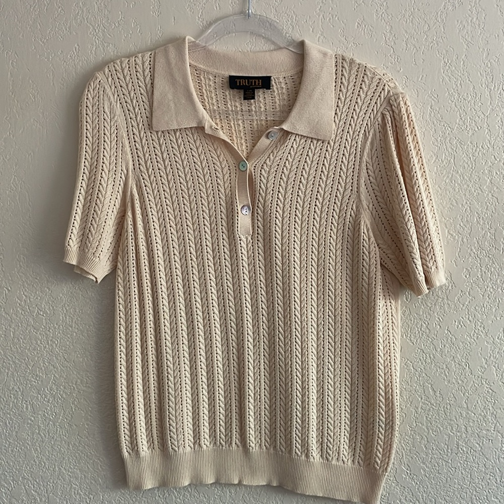 Collared Knit Top - Picture 2 of 6